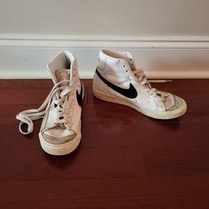 (SOLD) Nike high top